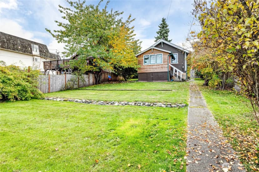 Property photo for 917 E 9th Street, Port Angeles photo 35
