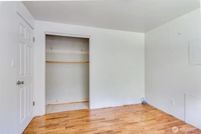 Property photo for 33526 18th Avenue S, Federal Way photo 16