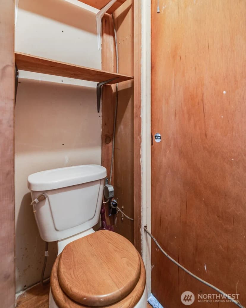 Property photo for 33526 18th Avenue S, Federal Way photo 15