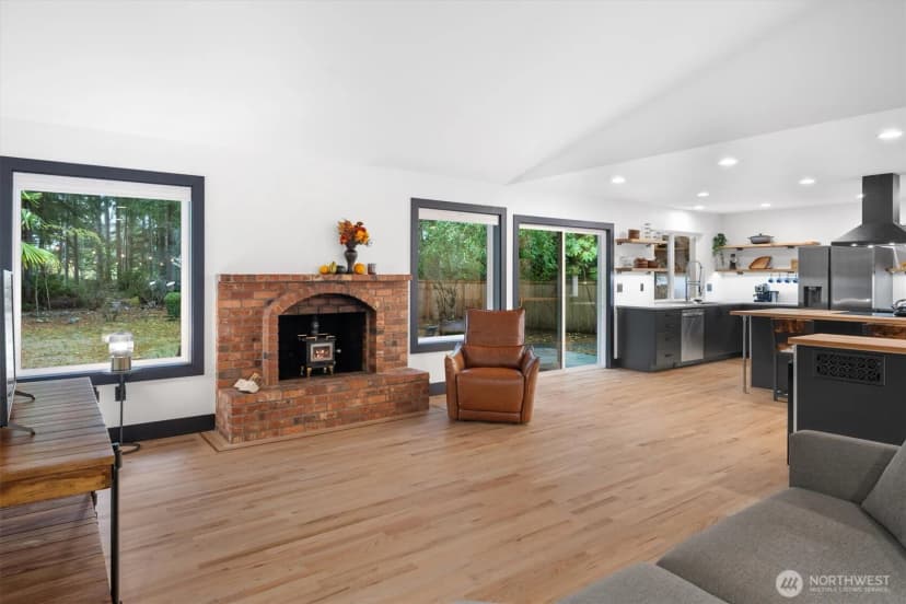 Property photo for 11823 15th Avenue Nw, Gig Harbor photo 6