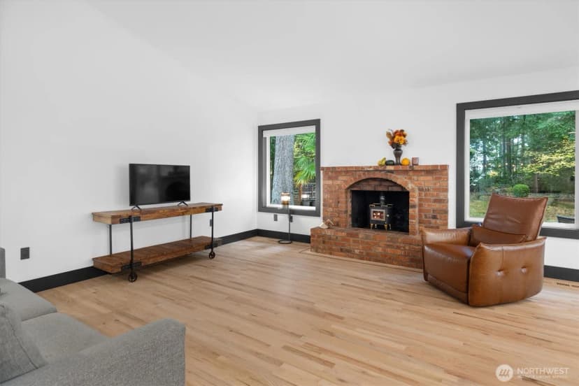 Property photo for 11823 15th Avenue Nw, Gig Harbor photo 9