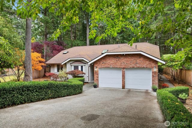 Property photo for 11823 15th Avenue Nw, Gig Harbor photo 2