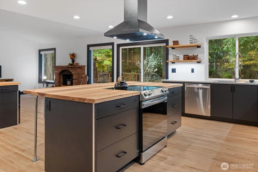 Property photo for 11823 15th Avenue Nw, Gig Harbor photo 15