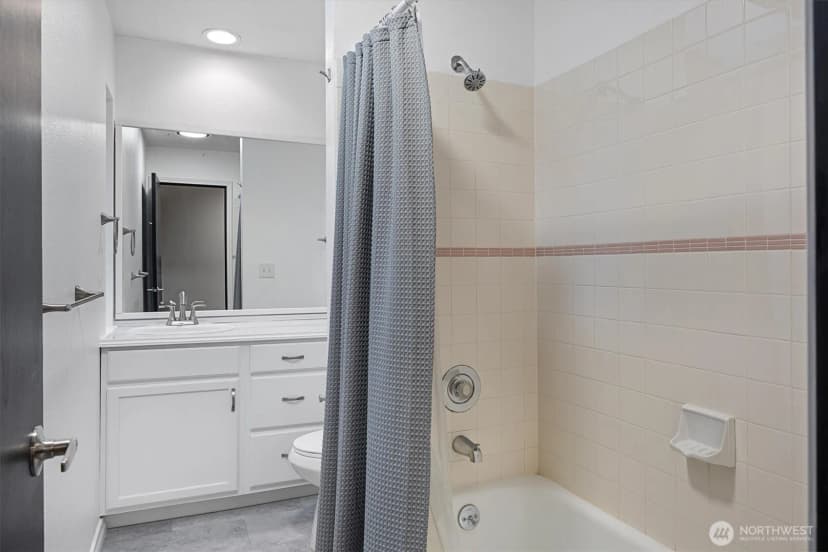 Property photo for 11823 15th Avenue Nw, Gig Harbor photo 25