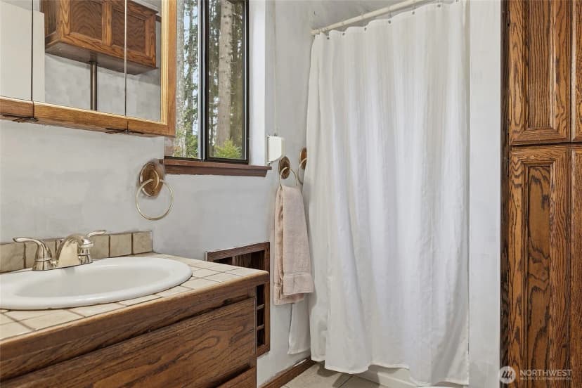 Property photo for 19523 17th Street Sw, Lakebay photo 8