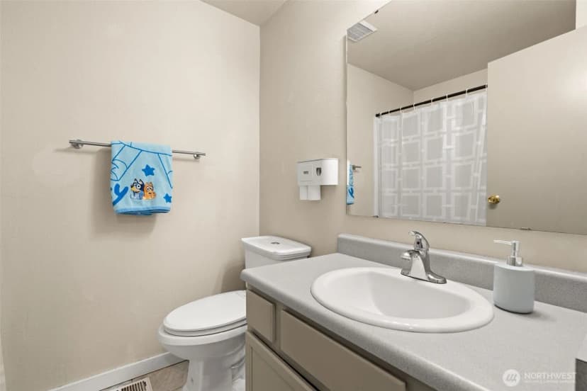 Property photo for 1330 Nw Slate Lane #101, Silverdale photo 24