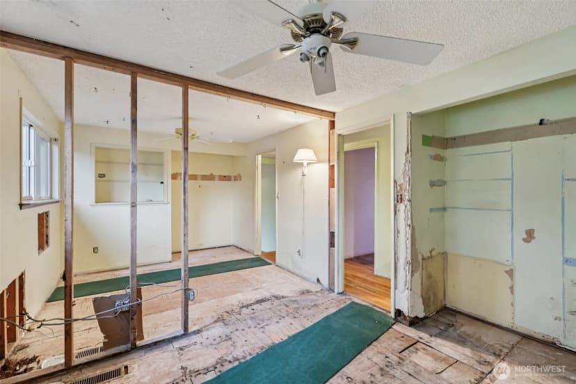 Property photo for 15424 Se 7th Place, Bellevue photo 15