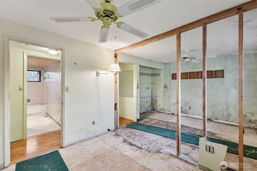 Property photo for 15424 Se 7th Place, Bellevue photo 18