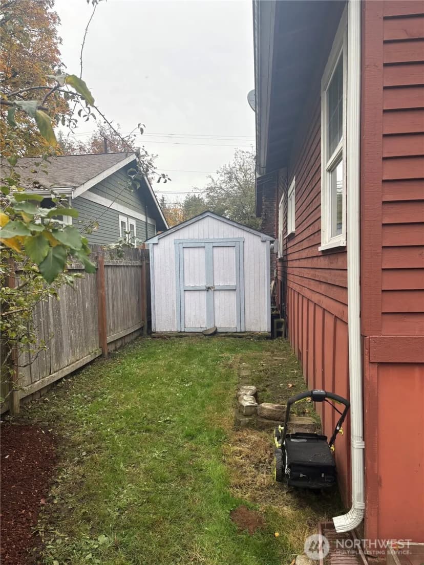 Property photo for 6715 Ne Pine Street, Suquamish photo 17