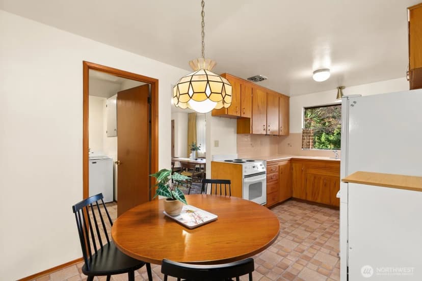Property photo for 11838 18th Avenue Sw, Burien photo 12
