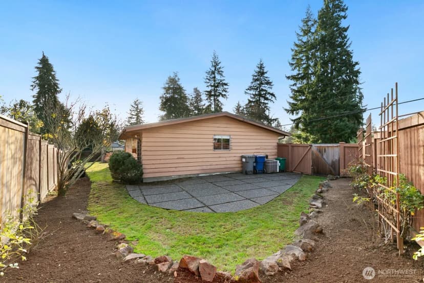Property photo for 11838 18th Avenue Sw, Burien photo 21