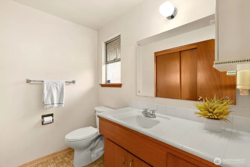 Property photo for 11838 18th Avenue Sw, Burien photo 14