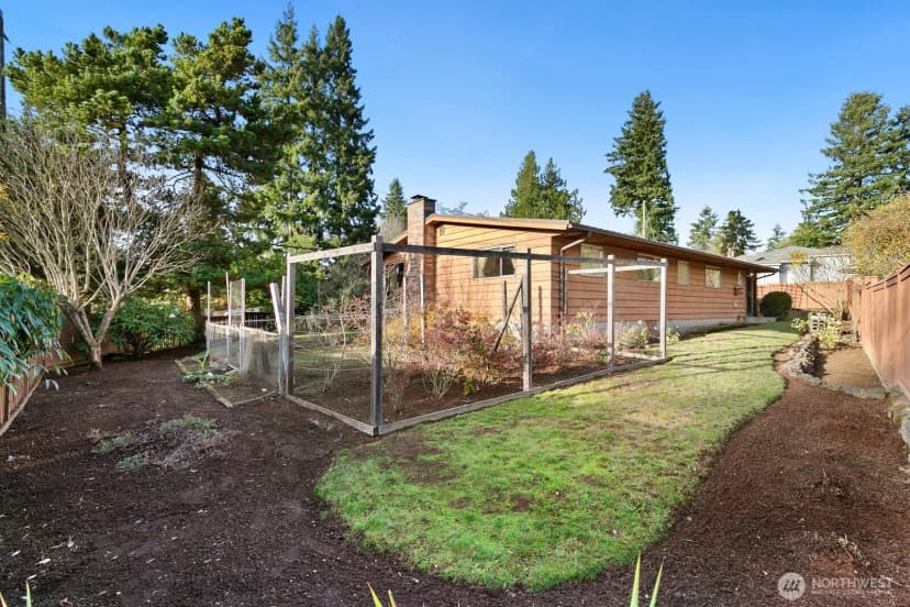 Property photo for 11838 18th Avenue Sw, Burien photo 20