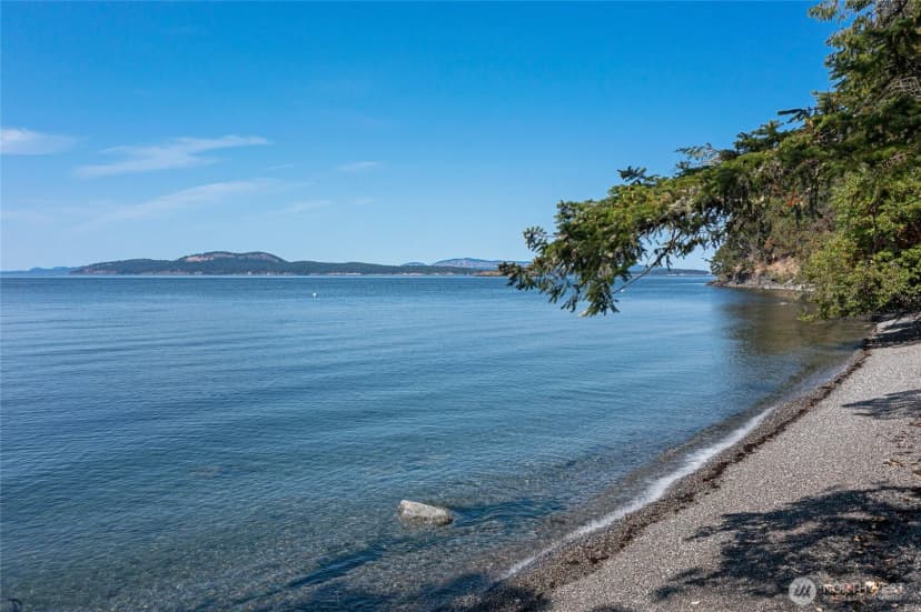 Property photo for 30 Smugglers Rowe, Henry Island photo 5