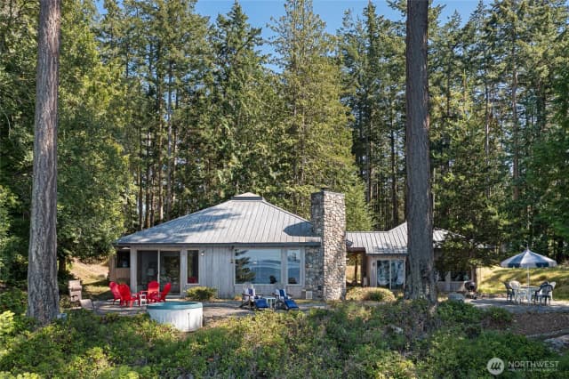 Property photo for 30 Smugglers Rowe, Henry Island photo 4