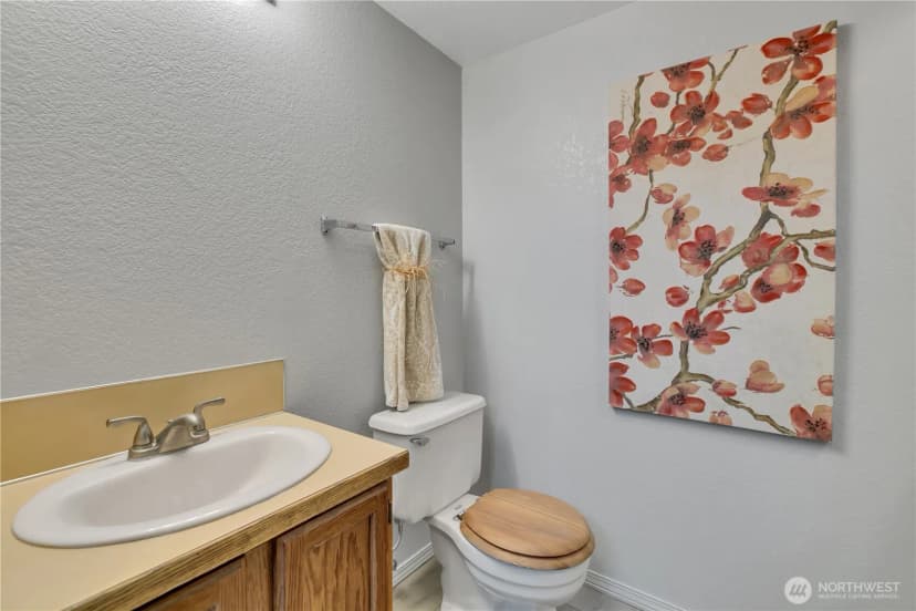Property photo for 20416 104th Avenue Se, Kent photo 16