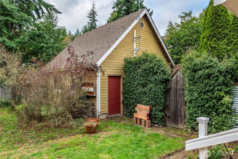 Property photo for 1011 Thomas Street, Port Townsend photo 30