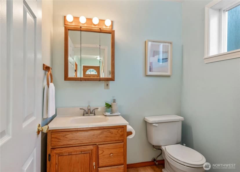 Property photo for 1011 Thomas Street, Port Townsend photo 7