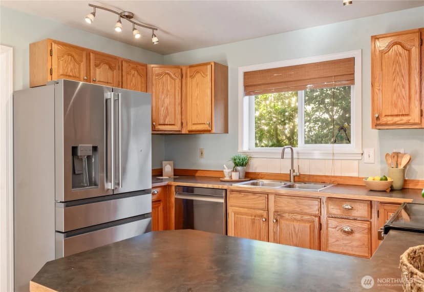 Property photo for 1011 Thomas Street, Port Townsend photo 14