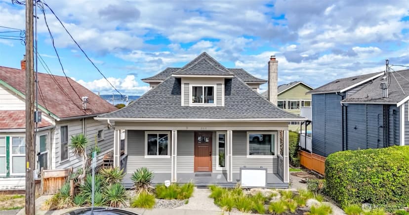 Property photo for 2315 N 30th Street, Tacoma photo 3