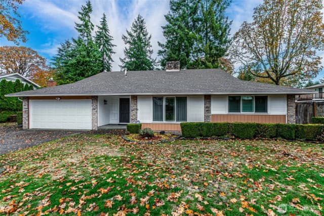 Property photo for 9421 Zircon Drive Sw, Lakewood
