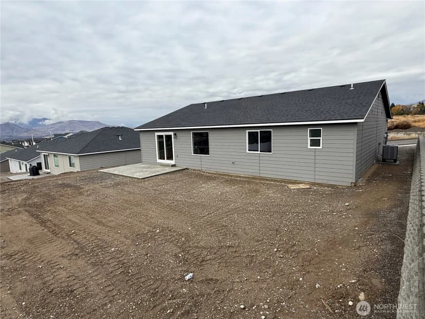 Property photo for 2340 2nd Street Se, East Wenatchee photo 33