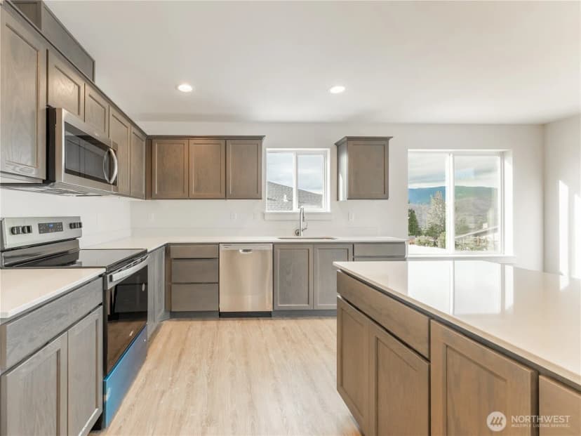 Property photo for 2340 2nd Street Se, East Wenatchee photo 8