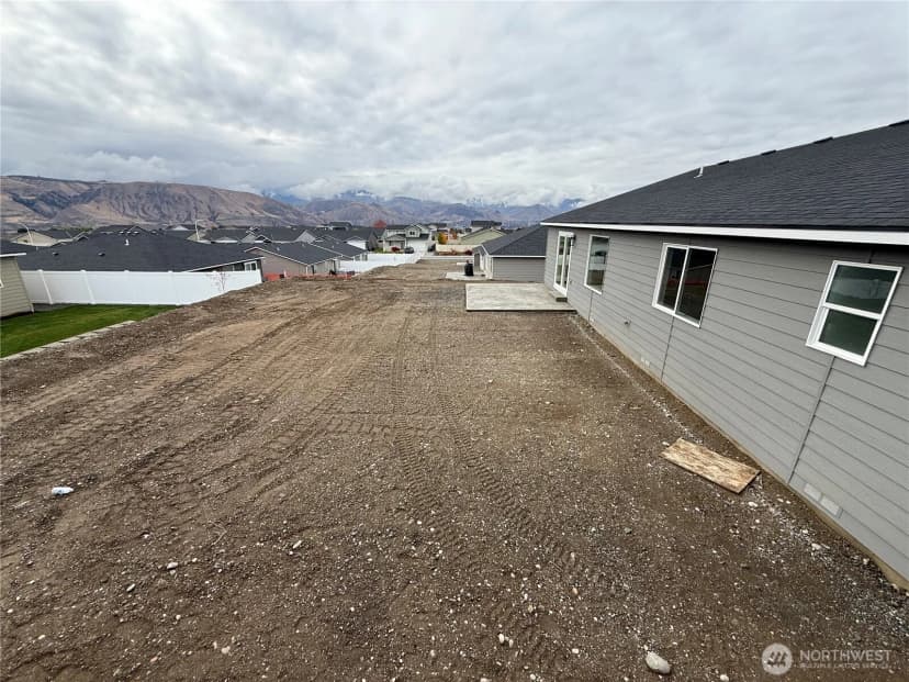 Property photo for 2340 2nd Street Se, East Wenatchee photo 32