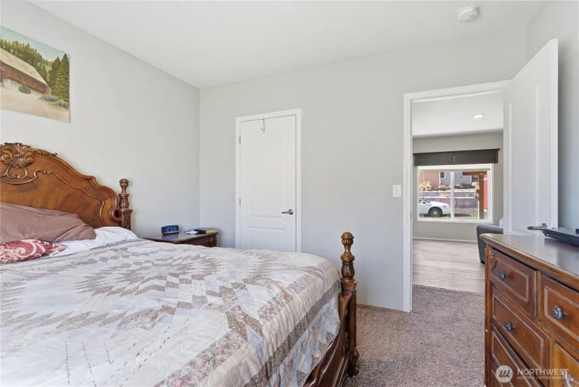 Property photo for 465 Division Street, Grand Coulee photo 23