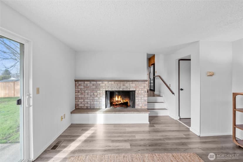 Property photo for 807 Wayne Drive, Centralia photo 18