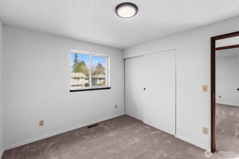 Property photo for 807 Wayne Drive, Centralia photo 27