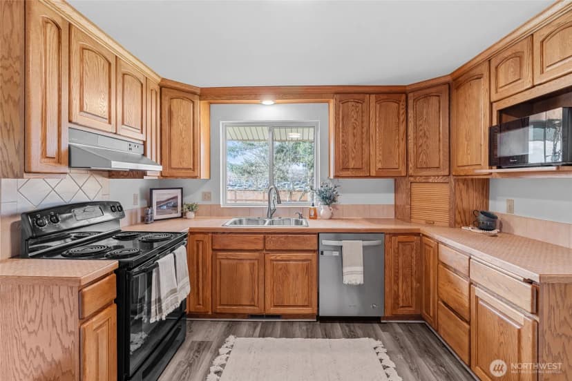 Property photo for 807 Wayne Drive, Centralia photo 13