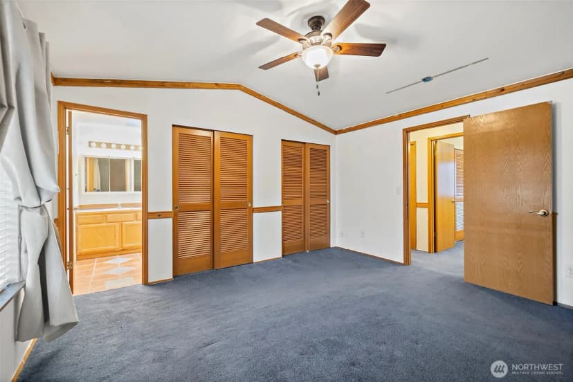 Property photo for 32446 Morgan Drive, Black Diamond photo 17