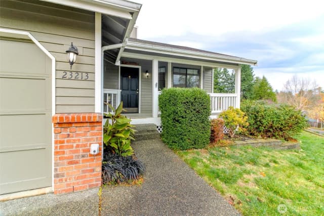 Property photo for 23213 112th Place Se, Kent photo 2