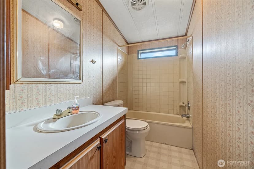 Property photo for 1008 Warner Street, Sedro Woolley photo 11