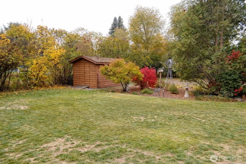 Property photo for 319 Oak Street, Omak photo 35