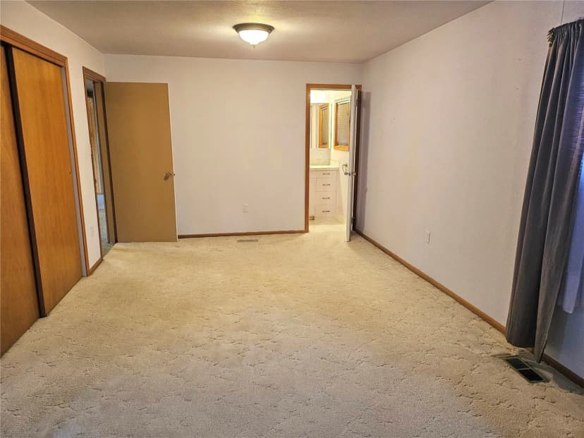 Property photo for 319 Oak Street, Omak photo 19