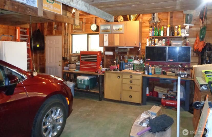 Property photo for 319 Oak Street, Omak photo 30
