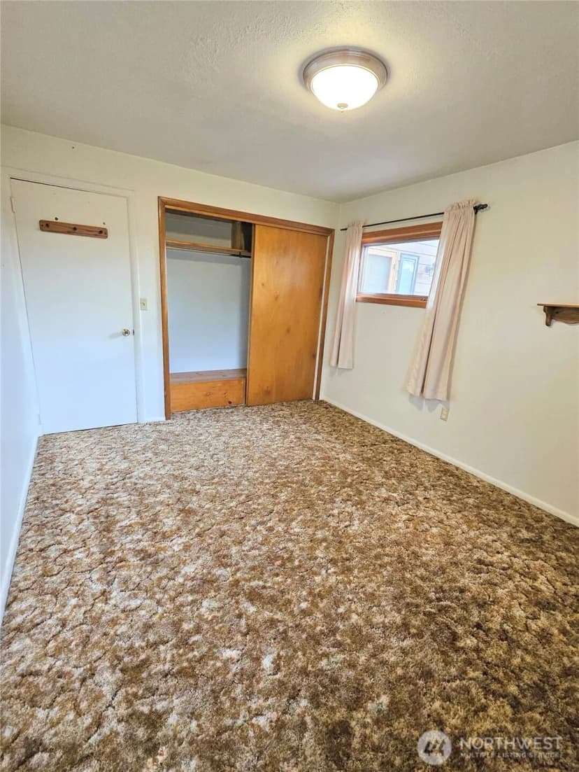 Property photo for 319 Oak Street, Omak photo 27