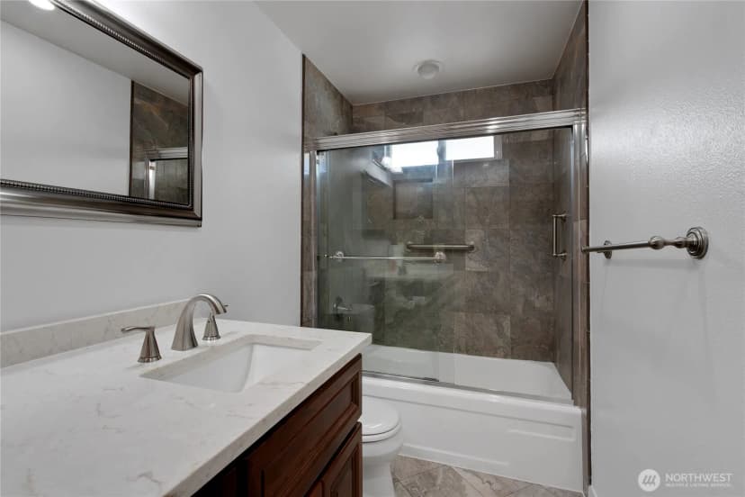 Property photo for 5002 66th Avenue W, University Place photo 23