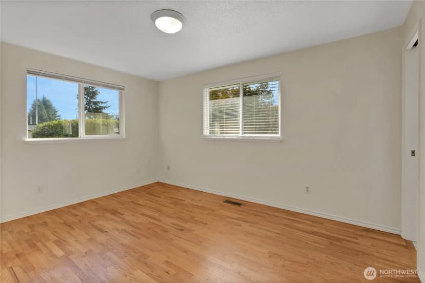 Property photo for 5002 66th Avenue W, University Place photo 19