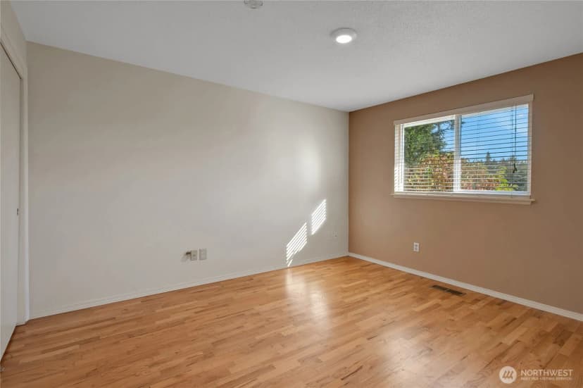 Property photo for 5002 66th Avenue W, University Place photo 22