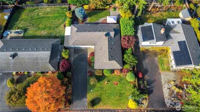 Property photo for 5002 66th Avenue W, University Place photo 2