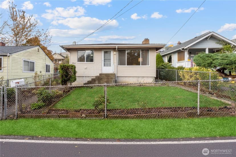 Property photo for 5561 16th Avenue S, Seattle