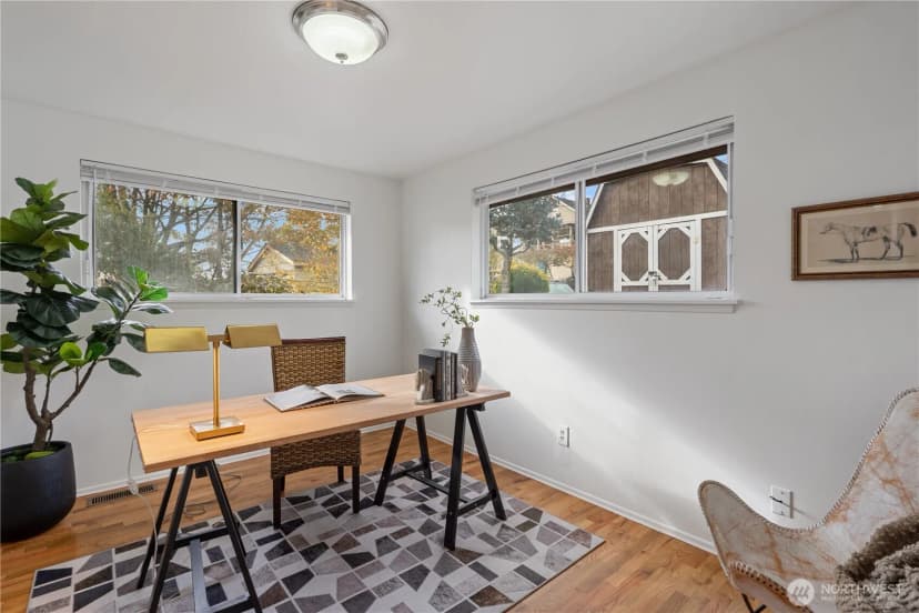 Property photo for 5561 16th Avenue S, Seattle photo 11