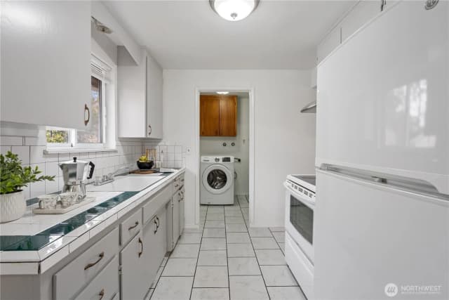 Property photo for 5561 16th Avenue S, Seattle photo 5