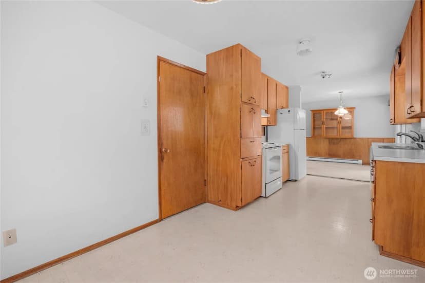 Property photo for 22221 45th Avenue Se, Bothell photo 11