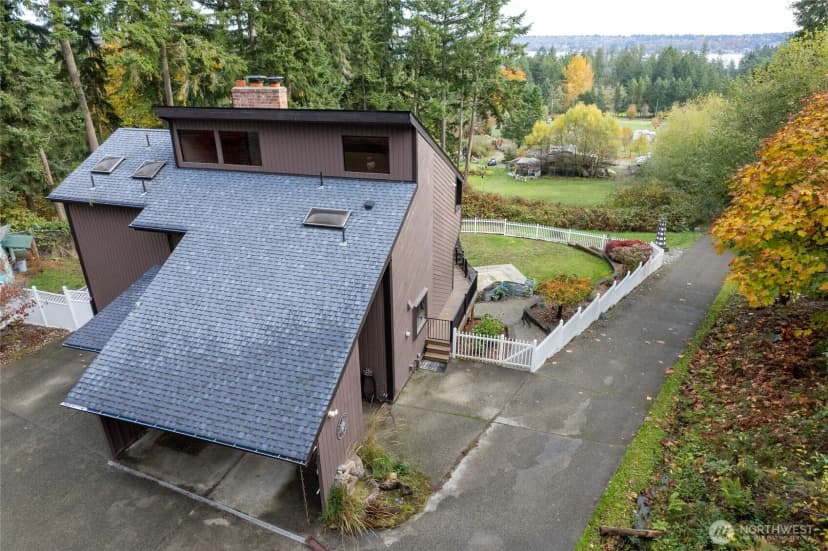 Property photo for 1048 12th Avenue, Fox Island photo 3