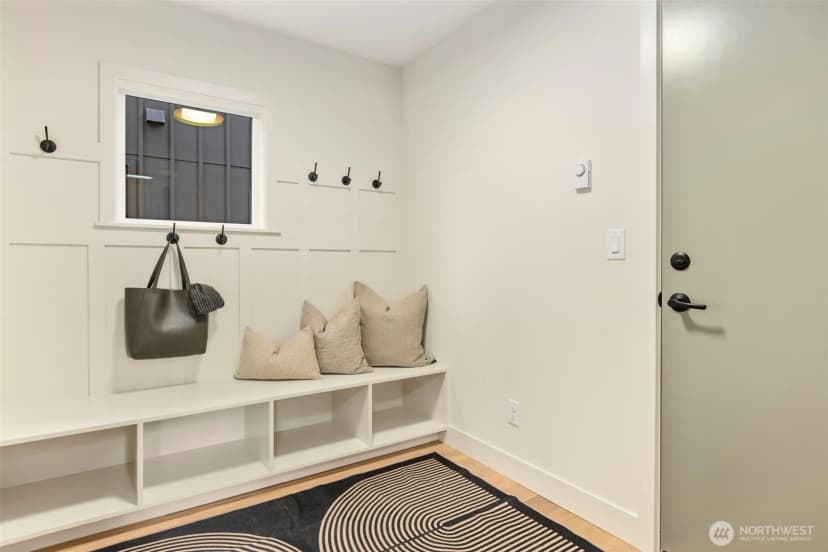 Property photo for 3222 W Bertona Street, Seattle photo 36