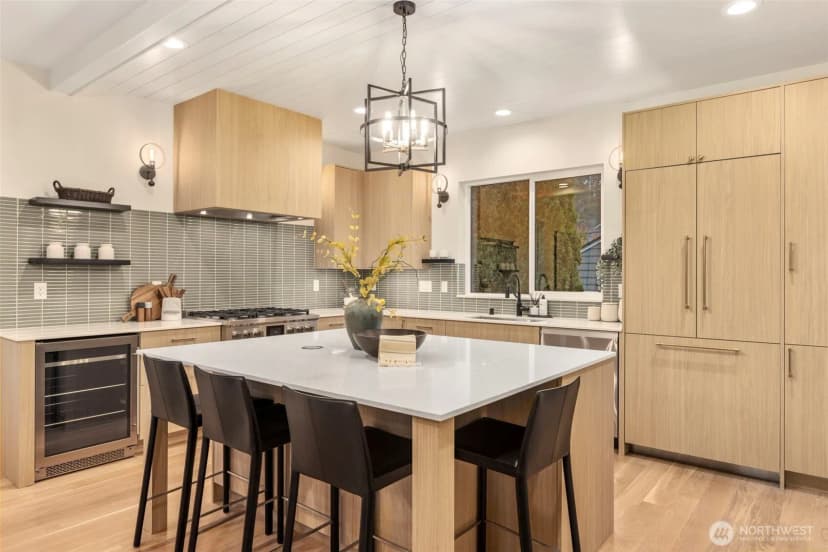 Property photo for 3222 W Bertona Street, Seattle photo 6